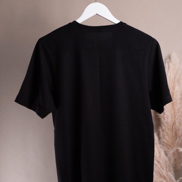 Rückseite schwarzes Unisex T-Shirt